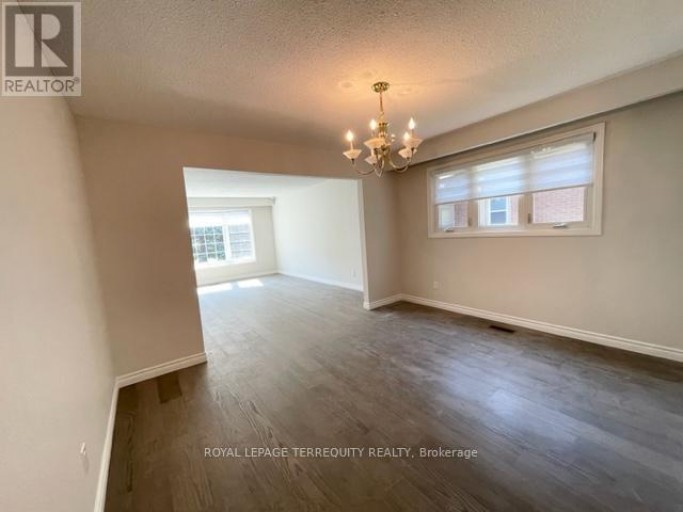 743 FIELDSTONE ROAD, Mississauga (Erindale), Ontario, L5C3K7