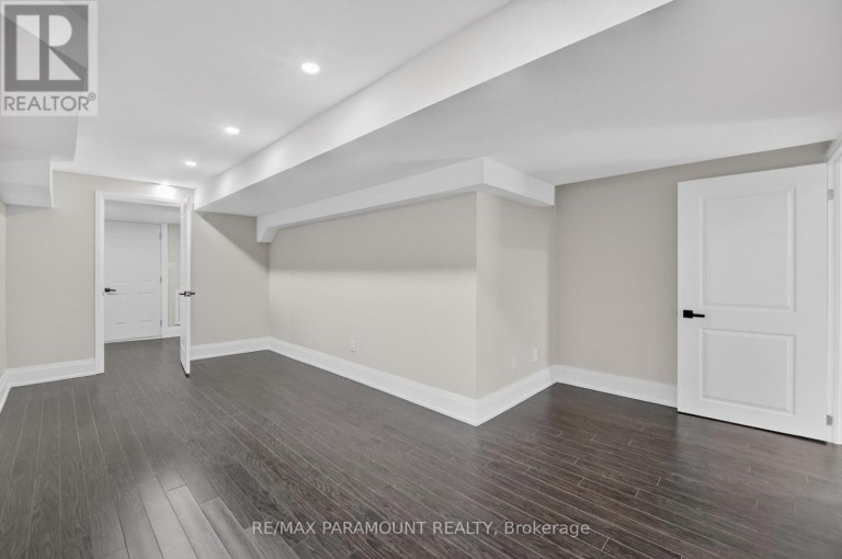 38 YORK ROAD, Toronto (Kingsview Village-The Westway), Ontario, M9R3E4