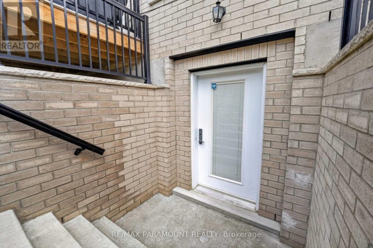 38 YORK ROAD, Toronto (Kingsview Village-The Westway), Ontario, M9R3E4
