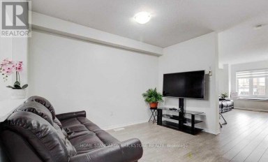 25 - 7 SIRENTE DRIVE Hamilton (Crerar) Ontario photo 12