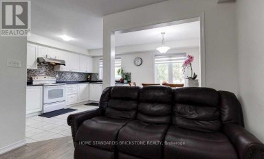 25 - 7 SIRENTE DRIVE Hamilton (Crerar) Ontario photo 13