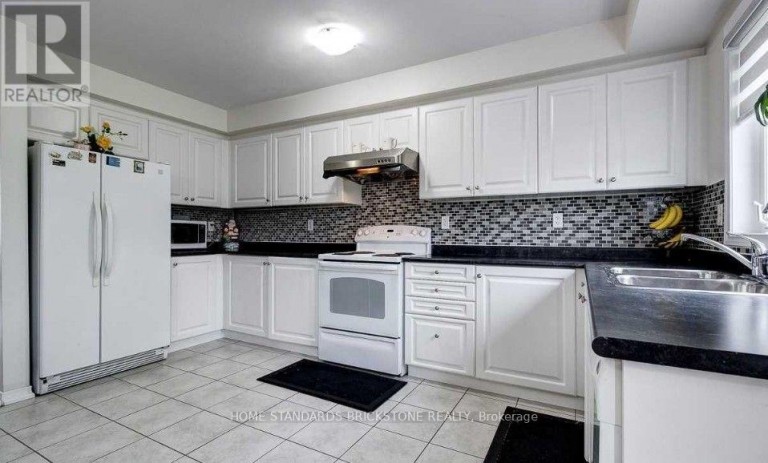 25 - 7 SIRENTE DRIVE, Hamilton (Crerar), Ontario, L9A0B4