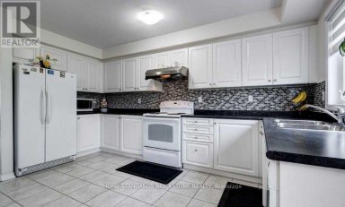 25 - 7 SIRENTE DRIVE Hamilton (Crerar) Ontario photo 15
