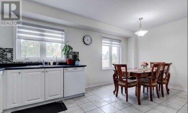 25 - 7 SIRENTE DRIVE Hamilton (Crerar) Ontario photo 16