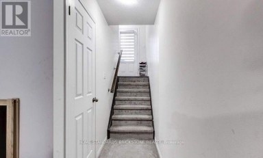 25 - 7 SIRENTE DRIVE Hamilton (Crerar) Ontario photo 27