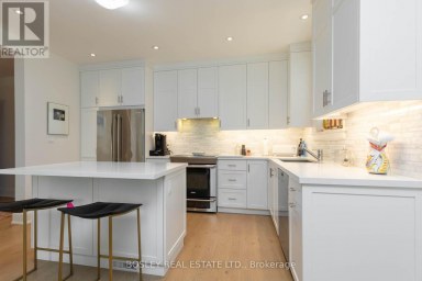 MAIN - 32 EDMUND AVENUE Toronto (Casa Loma) Ontario photo 9