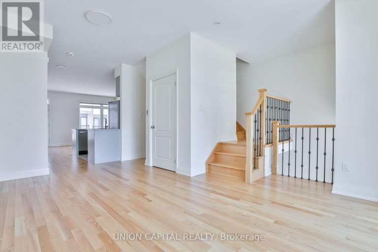46 WILLIAM SAVILLE STREET, Markham (Unionville), Ontario, L3R9S3