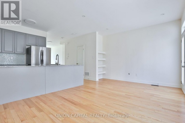 46 WILLIAM SAVILLE STREET, Markham (Unionville), Ontario, L3R9S3