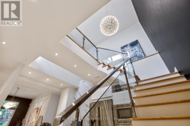 88 SOUTH KINGSWAY WAY Toronto (High Park-Swansea) Ontario photo 15