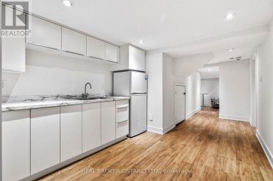 88 SOUTH KINGSWAY WAY Toronto (High Park-Swansea) Ontario photo 35