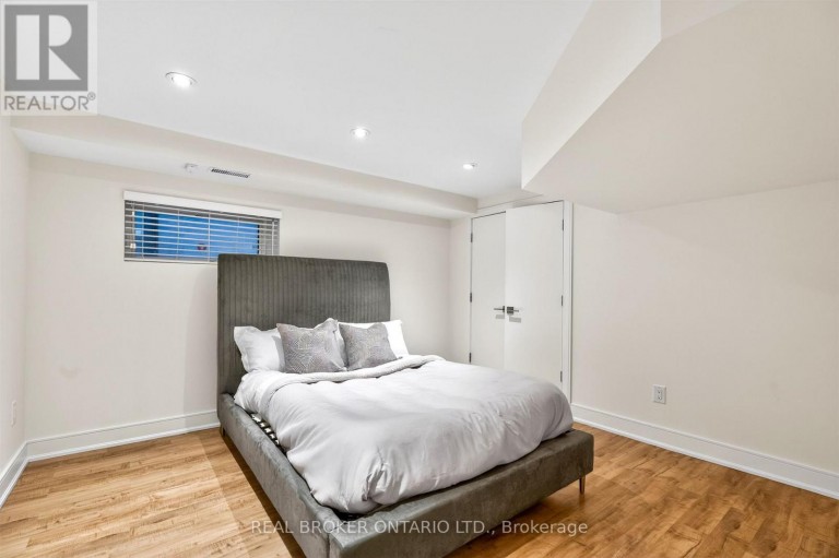 88 SOUTH KINGSWAY WAY, Toronto (High Park-Swansea), Ontario, M6S3T3