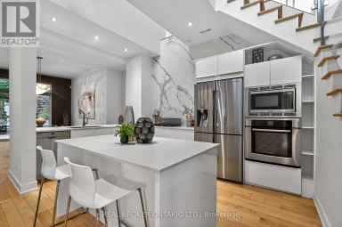 88 SOUTH KINGSWAY WAY Toronto (High Park-Swansea) Ontario photo 7