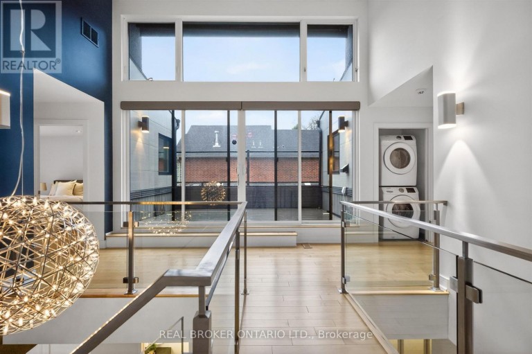 88 SOUTH KINGSWAY WAY, Toronto (High Park-Swansea), Ontario, M6S3T3