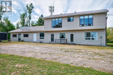 680 SERPENT MOUNDS ROAD Otonabee-South Monaghan Ontario photo 2