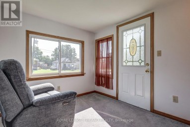 178 BALACLAVA STREET St. Thomas Ontario photo 23
