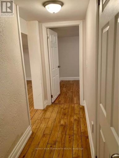 LOWER - 16 COXWELL BOULEVARD, Toronto (East York), Ontario, M4C3G7