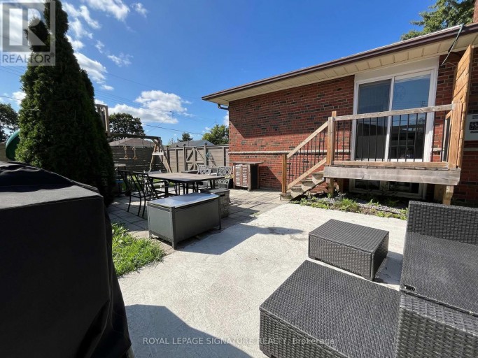 A - 38 WISHING WELL DRIVE, Toronto (Tam O'Shanter-Sullivan), Ontario, M1T1J1