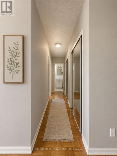 301 - 1725 LAWRENCE AVENUE E, Toronto (Wexford-Maryvale), Ontario, M1R2X7