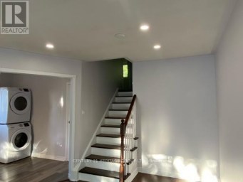MAIN - 779 GREENFIELD CRESCENT Newmarket (Huron Heights-Leslie Valley) Ontario photo 3