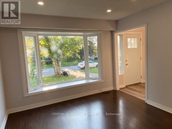 MAIN - 779 GREENFIELD CRESCENT Newmarket (Huron Heights-Leslie Valley) Ontario photo 4