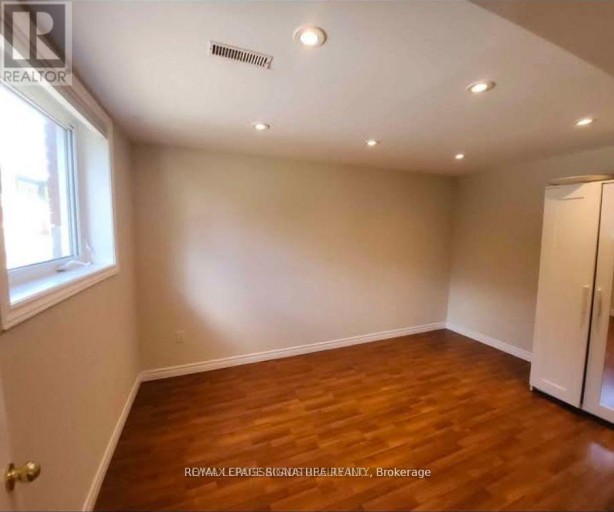 BSMT - 304 ORSI AVENUE, Bradford West Gwillimbury (Bradford), Ontario, L3Z1B7