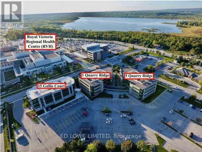 204 - 1 QUARRY RIDGE ROAD, Barrie (Georgian Drive), Ontario, L4M1L2