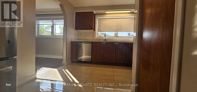 MAIN - 187 EPSOM DOWNS DRIVE, Toronto (Downsview-Roding-CFB), Ontario, M3M1S8