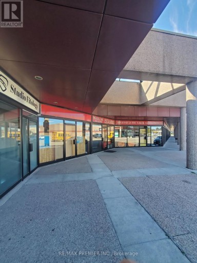 13 - 3220 DUFFERIN STREET, Toronto (Yorkdale-Glen Park), Ontario, M6A2T3