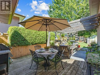 1033 FRANCONIA DRIVE Mississauga (Applewood) Ontario photo 5