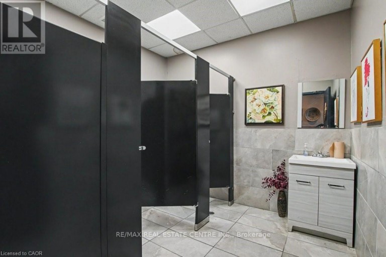 1654 WILSON STREET W, Hamilton (Jerseyville), Ontario, L0R1P0