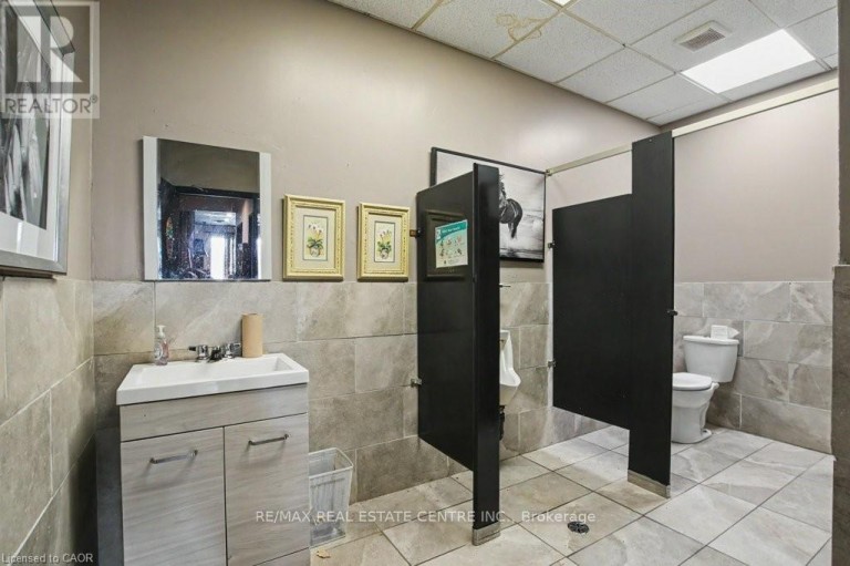 1654 WILSON STREET W, Hamilton (Jerseyville), Ontario, L0R1P0