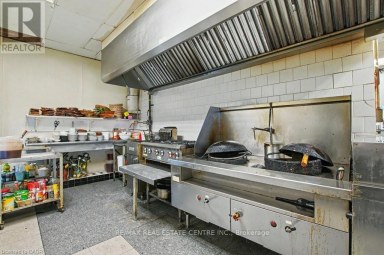 1654 WILSON STREET W Hamilton (Jerseyville) Ontario photo 19