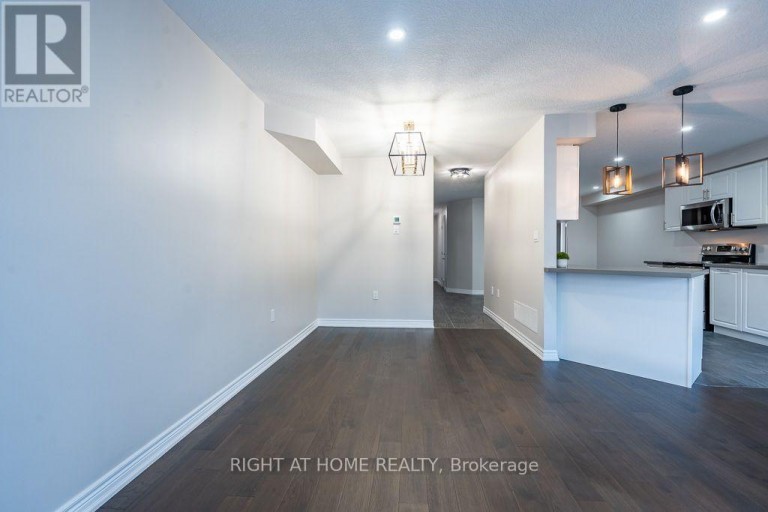 10 CITTADELLA BOULEVARD, Hamilton (Stoney Creek), Ontario, L8J3H5