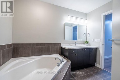 10 CITTADELLA BOULEVARD Hamilton (Stoney Creek) Ontario photo 20
