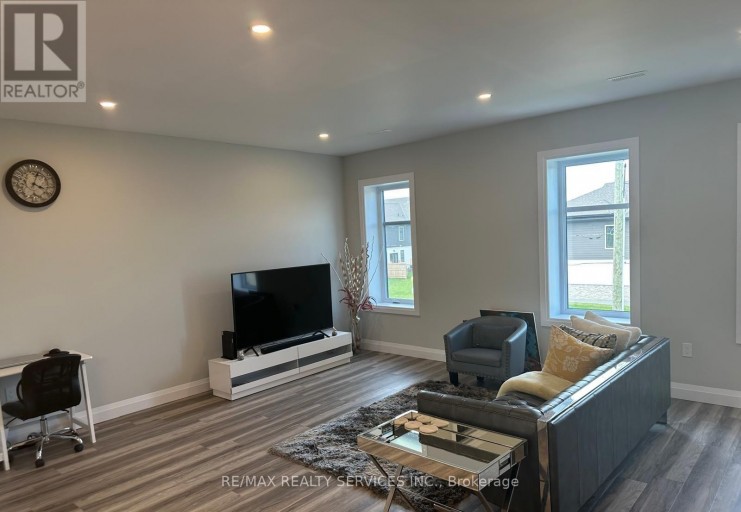 108 - 361 QUARTER TOWN LINE, Tillsonburg, Ontario, N4G0K2