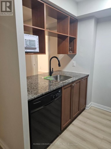 506 - 151 VILLAGE GREEN SQUARE, Toronto (Agincourt South-Malvern West), Ontario, M1S0K5