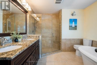 16 CARMICHAEL CRESCENT Collingwood Ontario photo 23