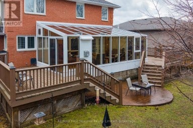 16 CARMICHAEL CRESCENT Collingwood Ontario photo 34