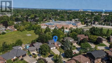 16 CARMICHAEL CRESCENT Collingwood Ontario photo 45