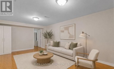 66 CARRIER CRESCENT Vaughan (Patterson) Ontario photo 5