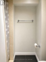 2 CRYSTAL CRESCENT Toronto (Long Branch) Ontario photo 12