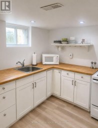 2 CRYSTAL CRESCENT Toronto (Long Branch) Ontario photo 6