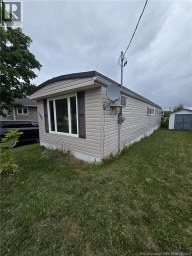 190 Lakeside Avenue Bathurst New Brunswick photo 2