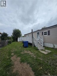 190 Lakeside Avenue Bathurst New Brunswick photo 3