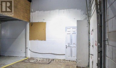 9 - 30 CANVARCO ROAD Toronto (Thorncliffe Park) Ontario photo 6