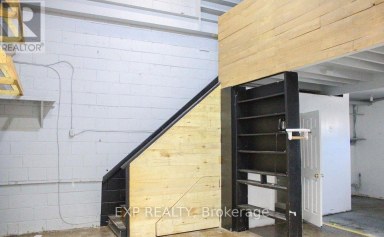 9 - 30 CANVARCO ROAD Toronto (Thorncliffe Park) Ontario photo 8