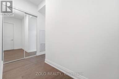 PH303 - 75 CANTERBURY PLACE Toronto (Willowdale West) Ontario photo 3