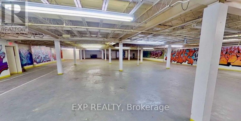 16 KING STREET W, Oshawa (O'Neill), Ontario, L1H1A3