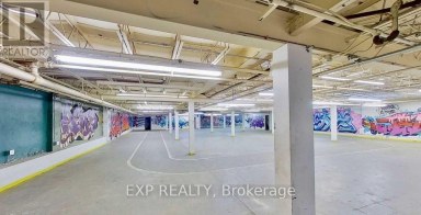 16 KING STREET W Oshawa (O'Neill) Ontario photo 2