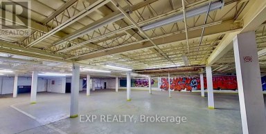 16 KING STREET W Oshawa (O'Neill) Ontario photo 3